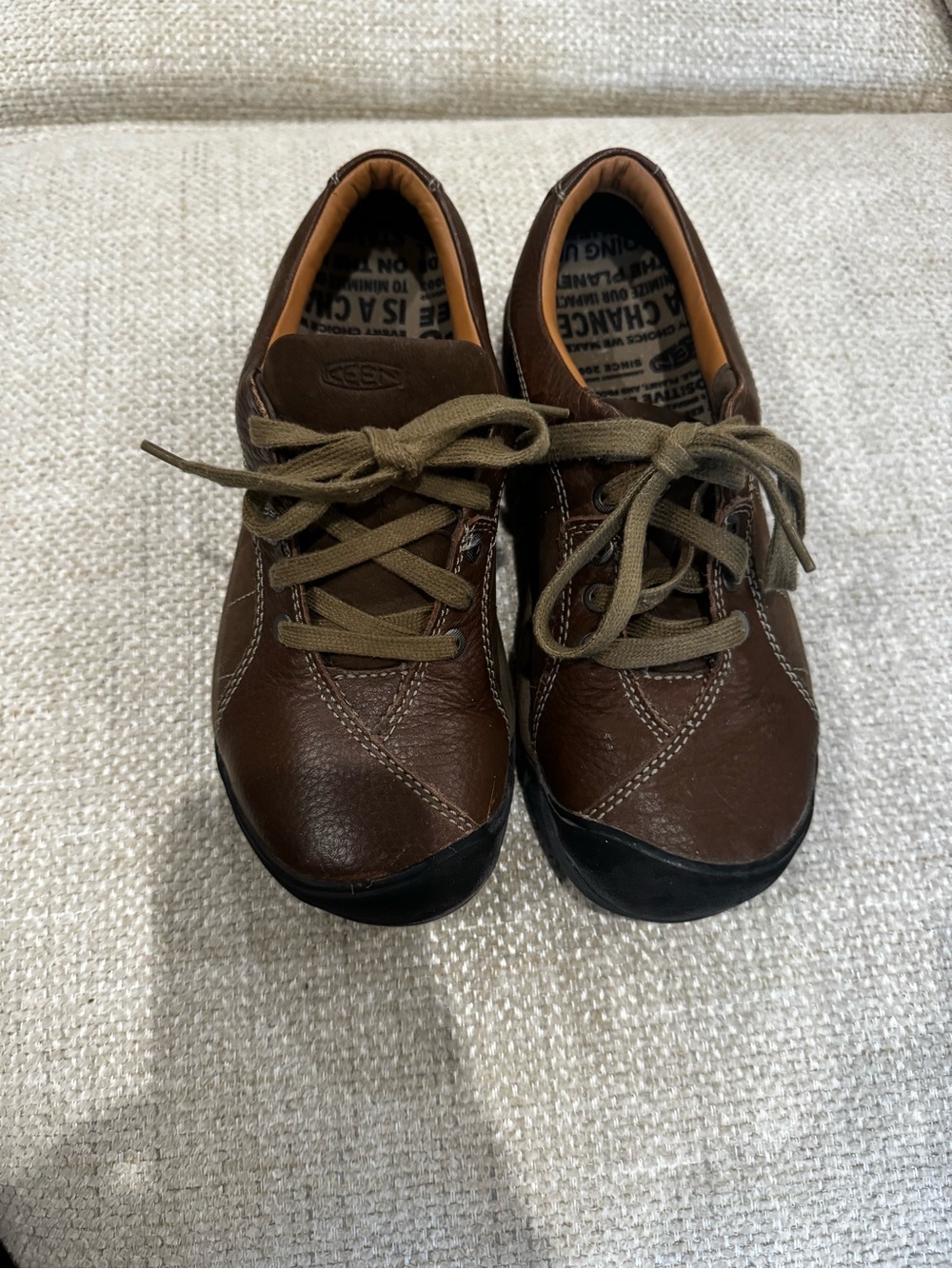 NWOT KEEN Women’s Brown Leather Lace-Up Hiking Shoes Size 8.5